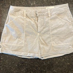 Cosmic Blue Love gray shorts